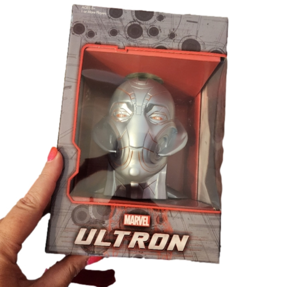 Marvel Ultron Yahtzee game new!!! - Picture 3 of 4